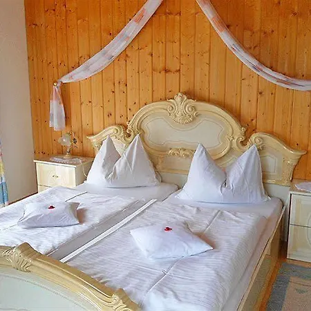 Klammstein Pensión 3*